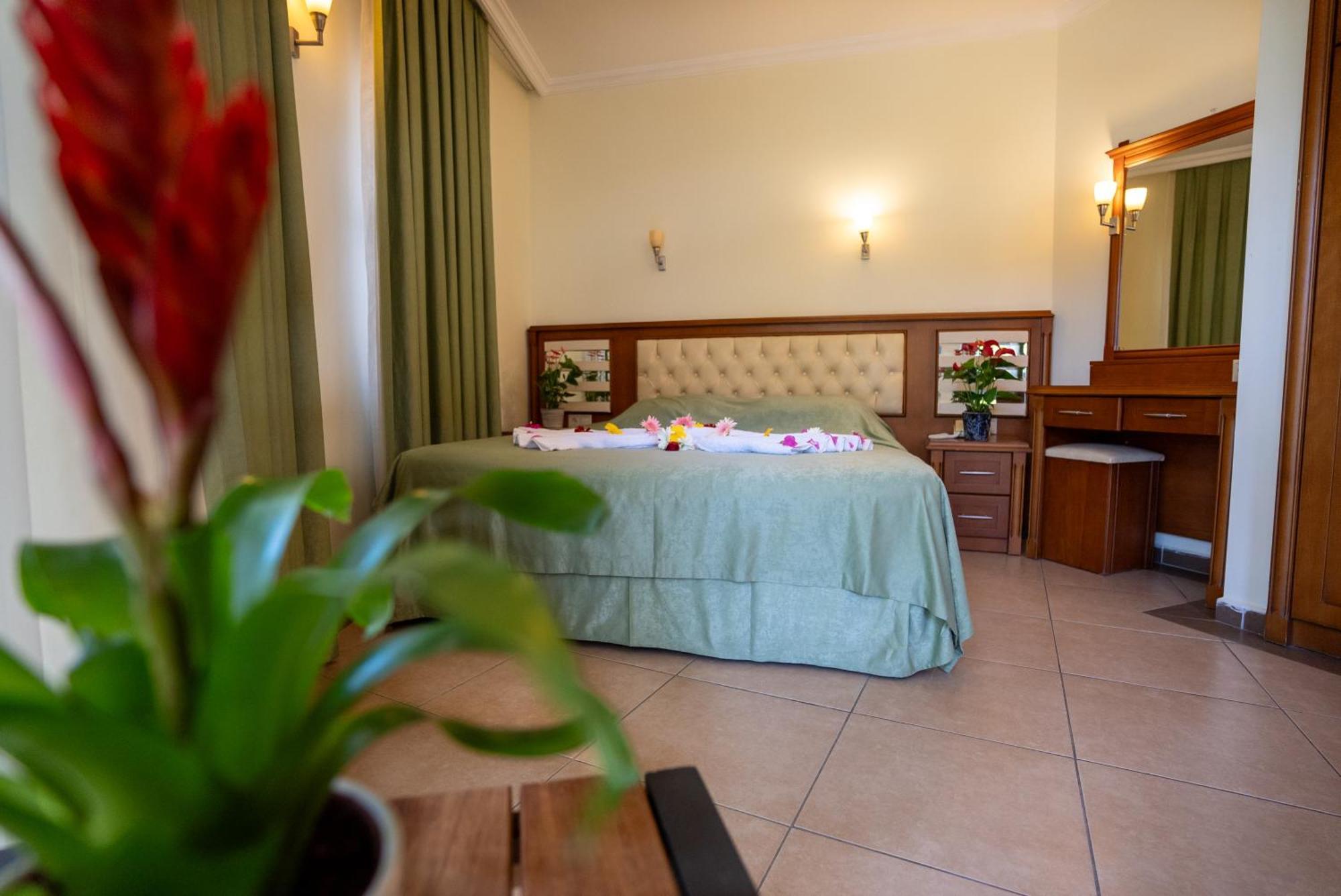 Club Karakas Apart Otel Marmaris Luaran gambar